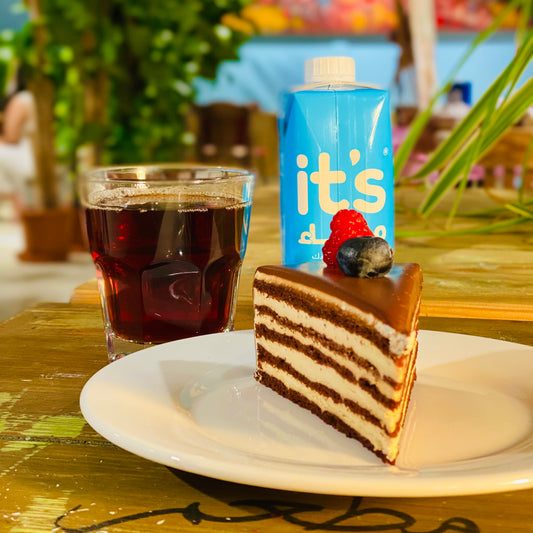 Café, Sweet and Water